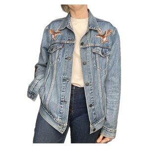 Levi’s Special Edition Japan Themed Embroidered Denim Jacket Medium